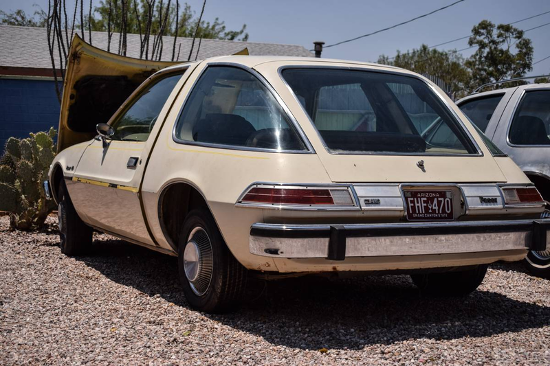 Illustration for article titled For $4,500, Would You Start Your Mighty Empire With These Five 1970s AMC Pacers?